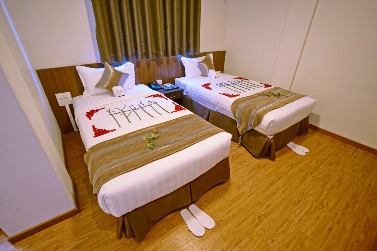 Sanctuary Hotel Mandalay Luaran gambar